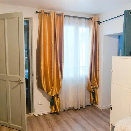 Apartment Saint Georges - Parissmile